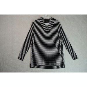 Coolibar UPF 50+ Bamboo Taos Long Sleeve Black White Stripe V Neck Tunic